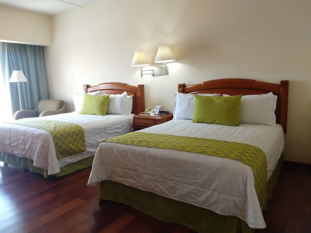 Hotel Villa Florida Puebla Extérieur photo