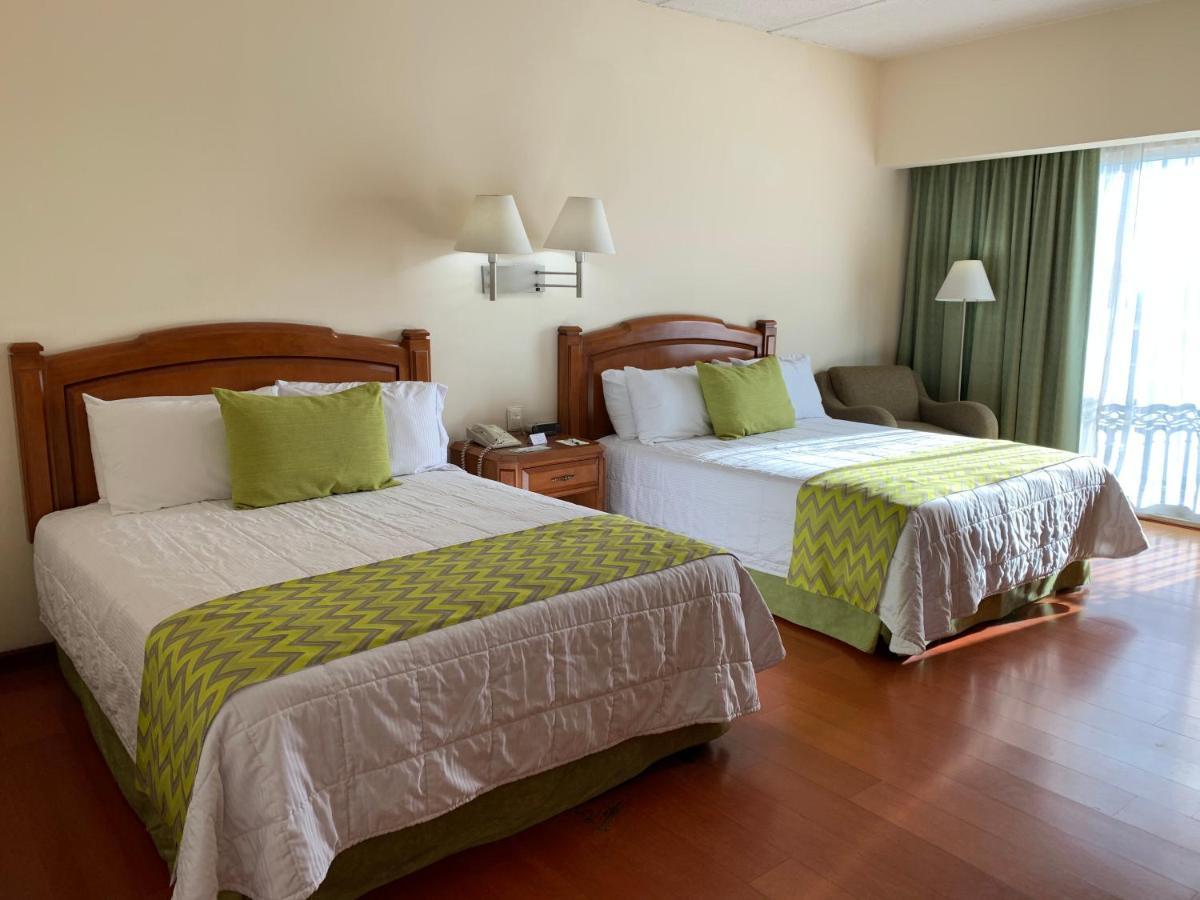 Hotel Villa Florida Puebla Extérieur photo