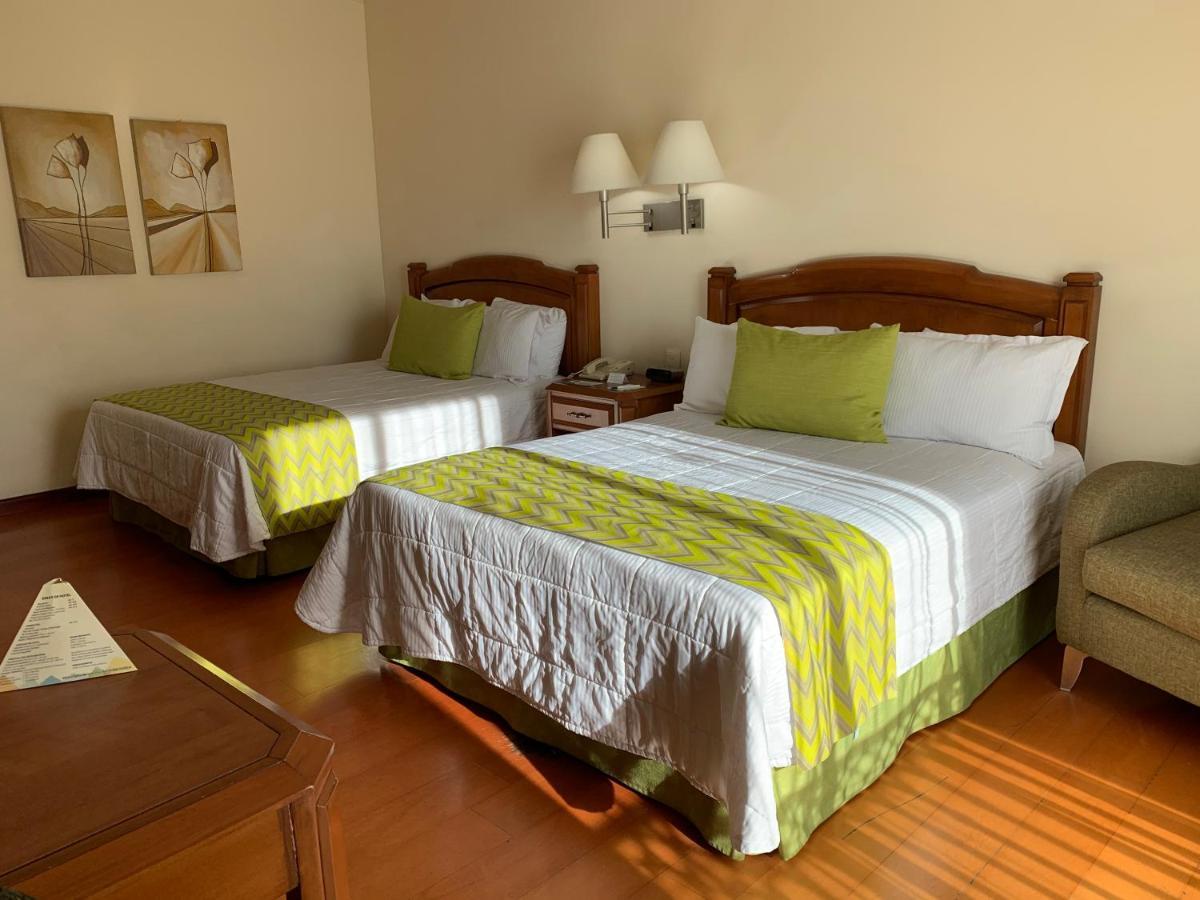 Hotel Villa Florida Puebla Extérieur photo