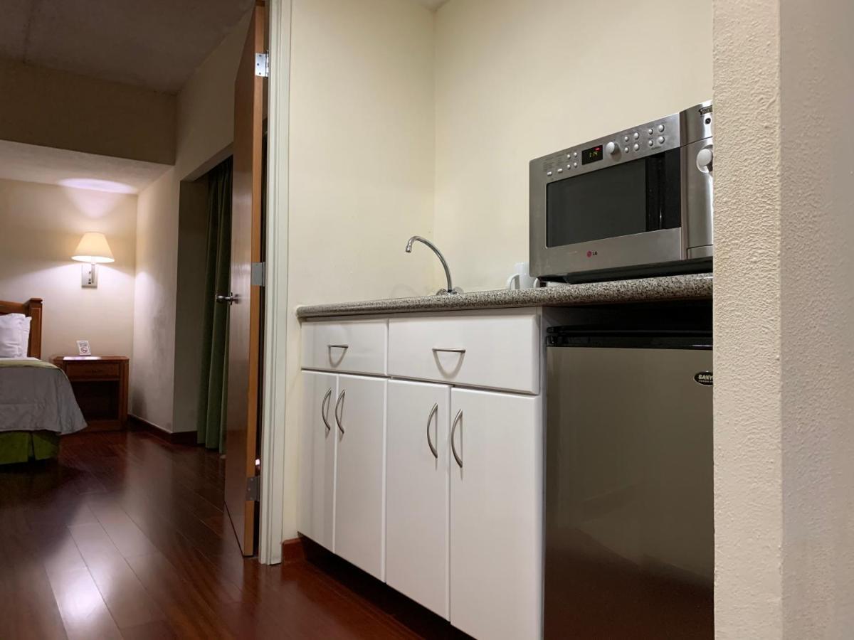 Hotel Villa Florida Puebla Extérieur photo